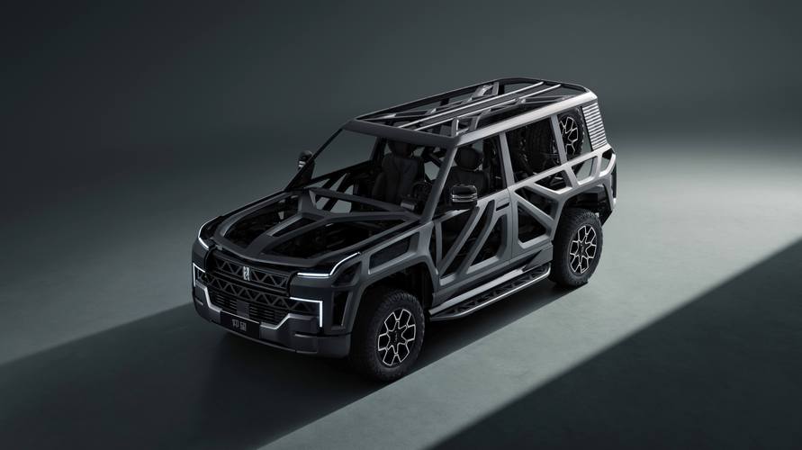 深圳334仰望U8硬派越野的科技魅力，国能汽车对传统燃油车市场的冲击